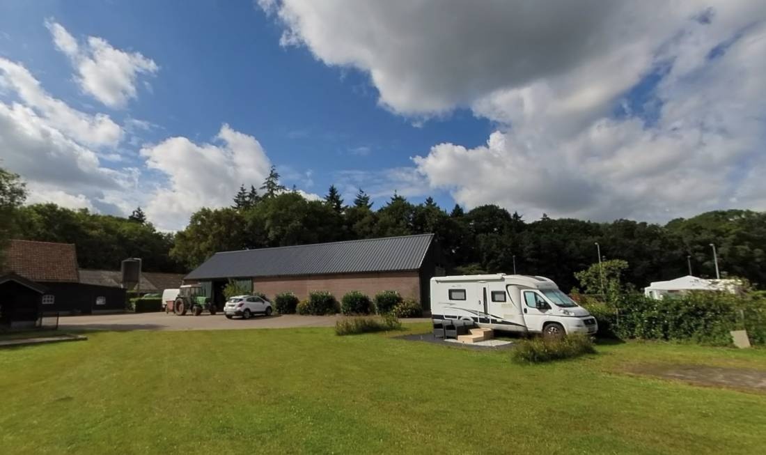 Minicamping 't Hoog — Sítio de acampamento in Helvoirt