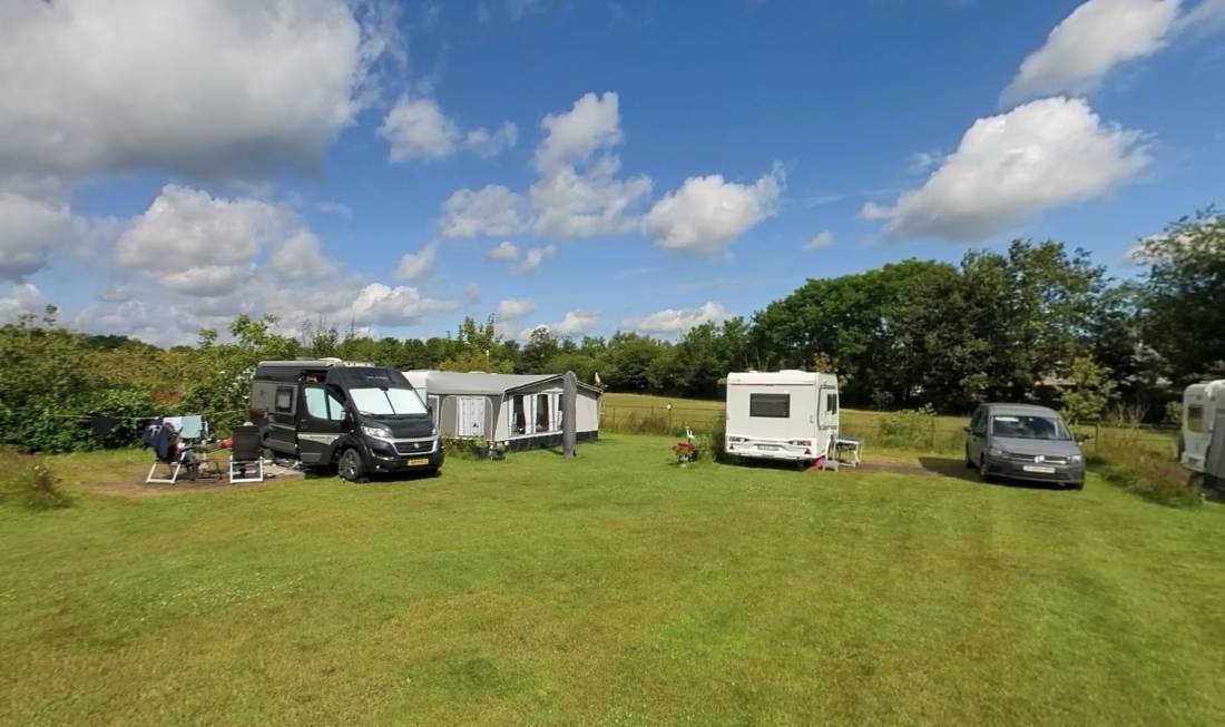 Minicamping 't Hoog — Campingplass in Helvoirt