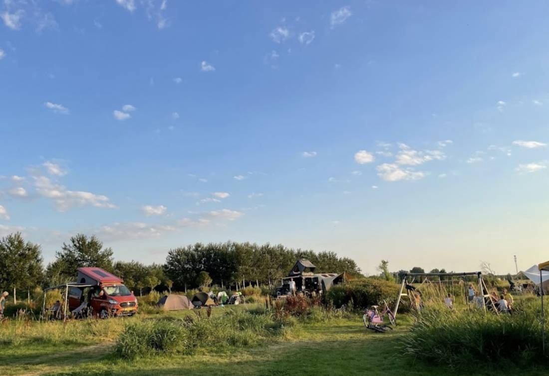 Stadsboerderij De Sibbe — Campingplatz in Loënga