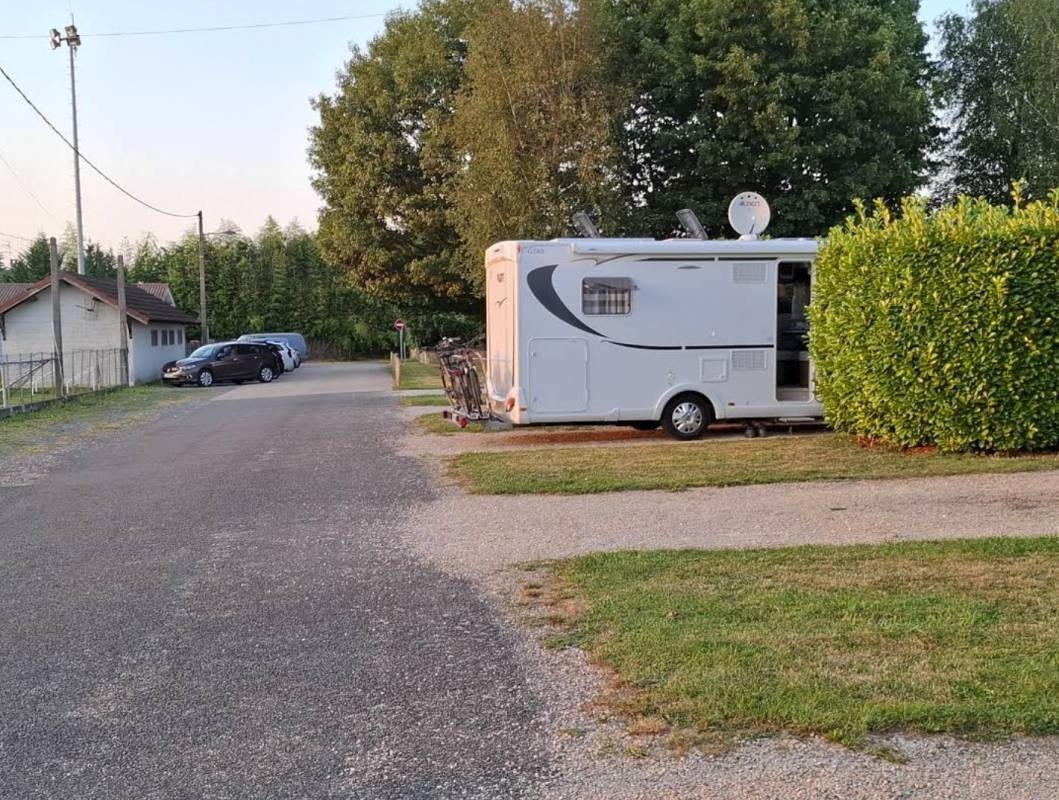 Stellplatz Saint-André-sur-Vieux-Jonc — Stellplatz in Saint-André-sur-Vieux-Jonc