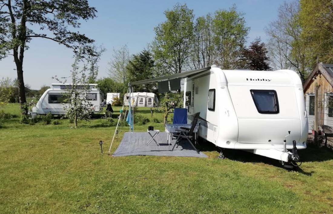 Minicamping de Weidewagen — Kemping in Surhuizum