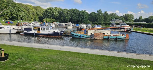 Camperplaats Jachthaven Steenwijk — Photo 2