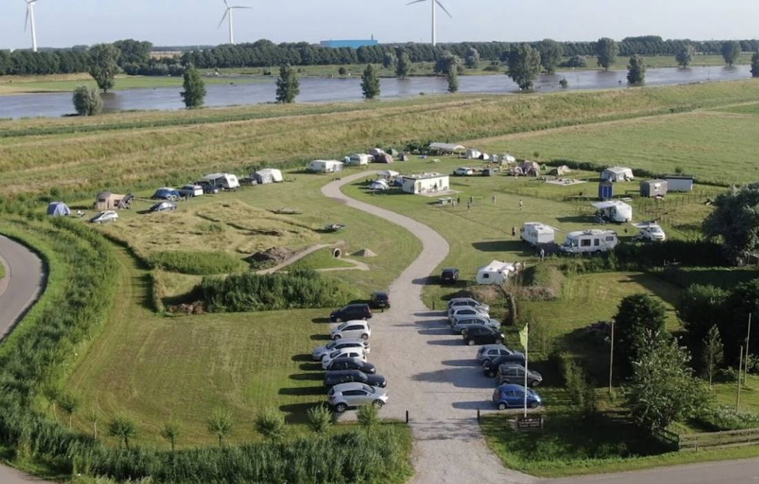 Camping De Speeltol — Campingplatz in Drongelen