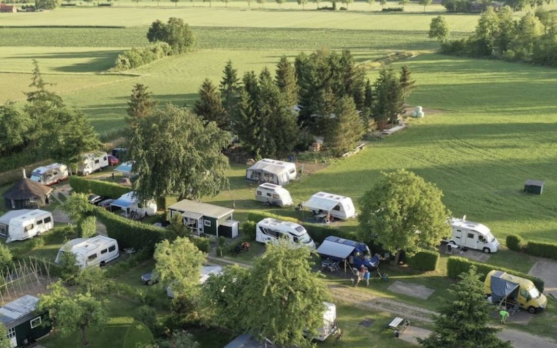 Camping 't Zwaantje — Camping Site in Gendringen