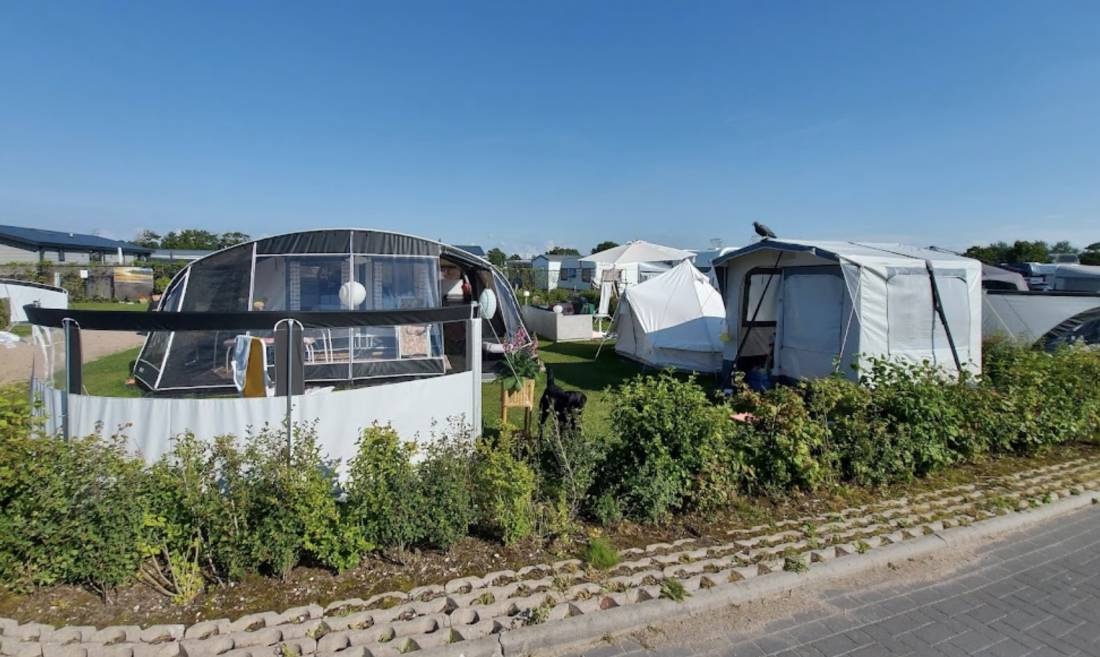 Vakantiepark Zonnedorp — Campingplatz in Renesse