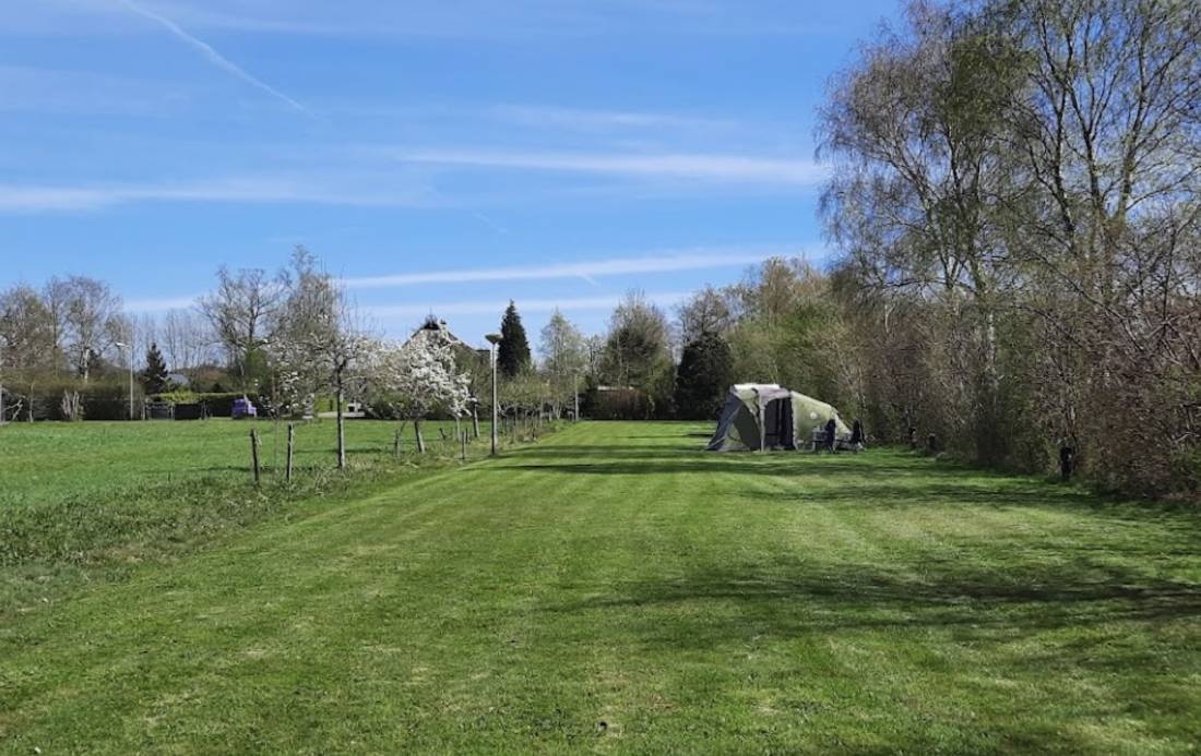 Minicamping Mastershiem — Area da campeggio in Frieschepalen