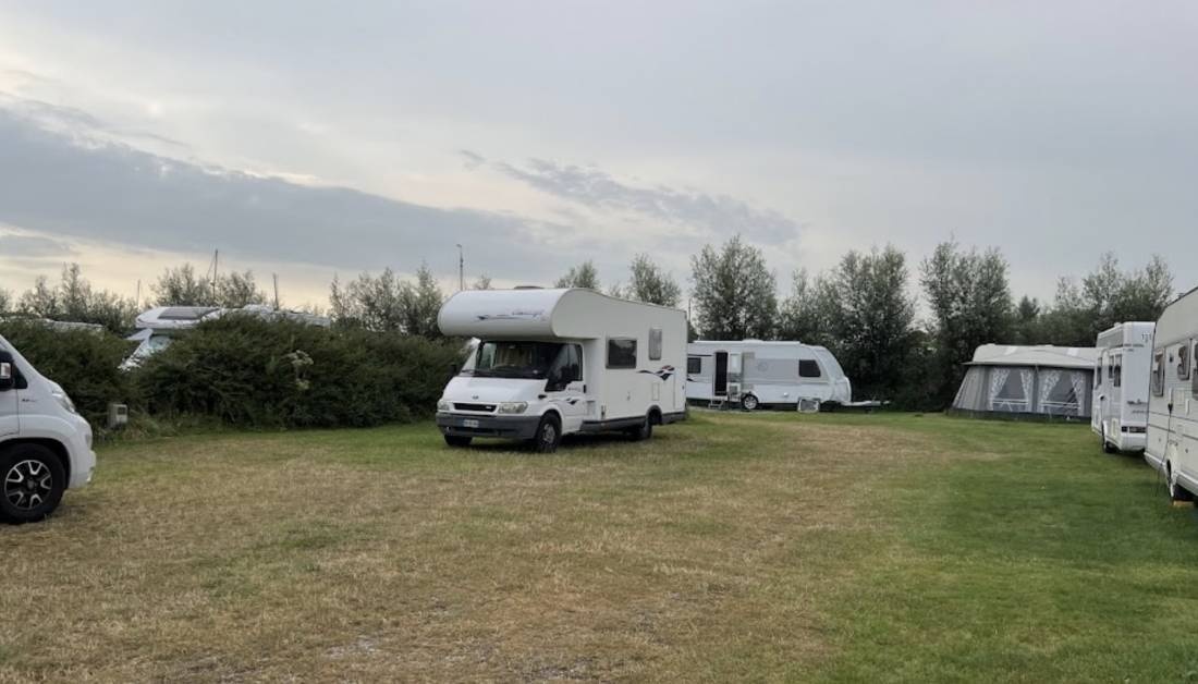 Camping -Jachthaven de Freek — Campingplatz in Hoogmade
