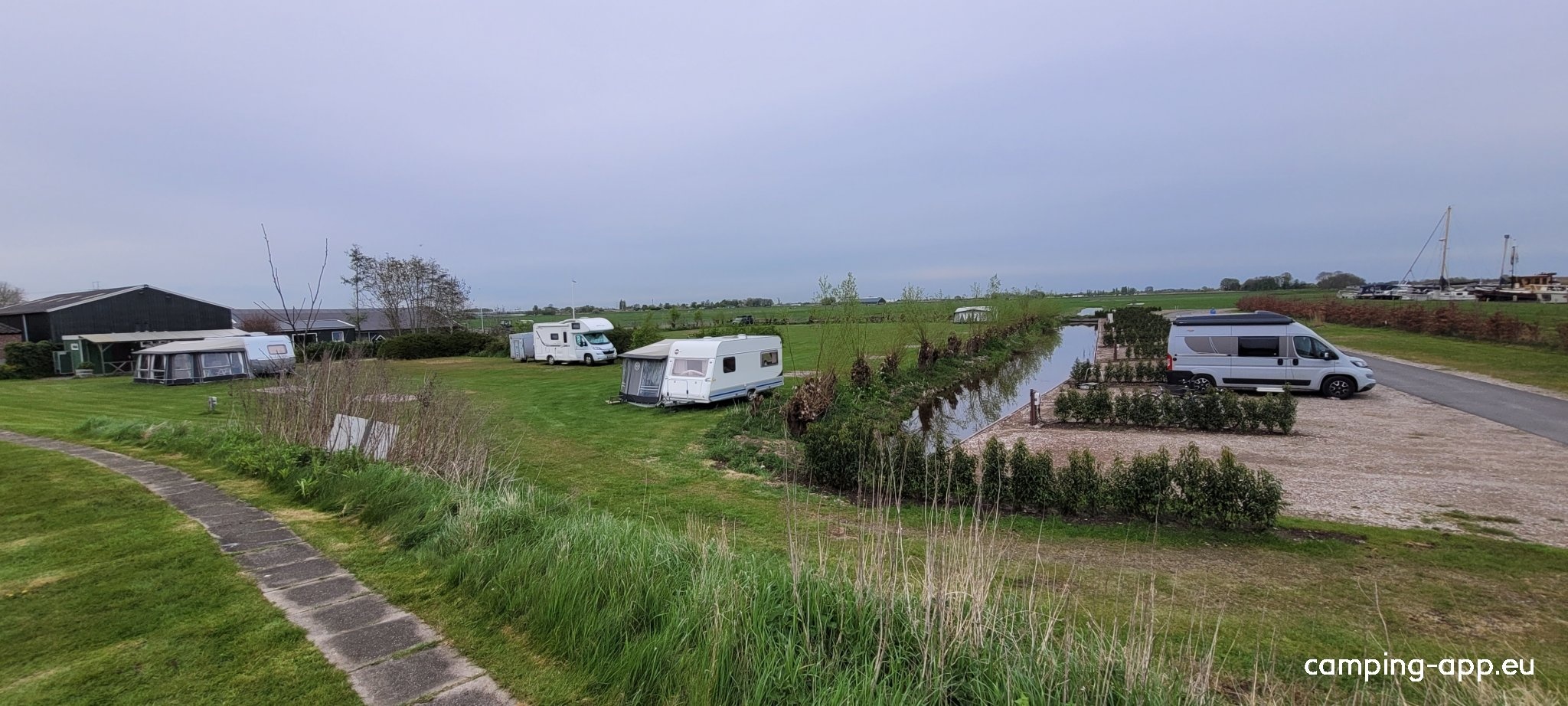 Camping -Jachthaven de Freek — Sítio de acampamento in Hoogmade