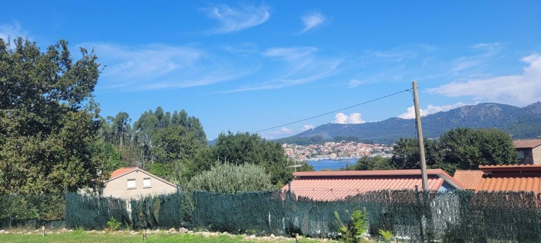 Camping Car Area Playa Arneles — Stellplatz in Cangas