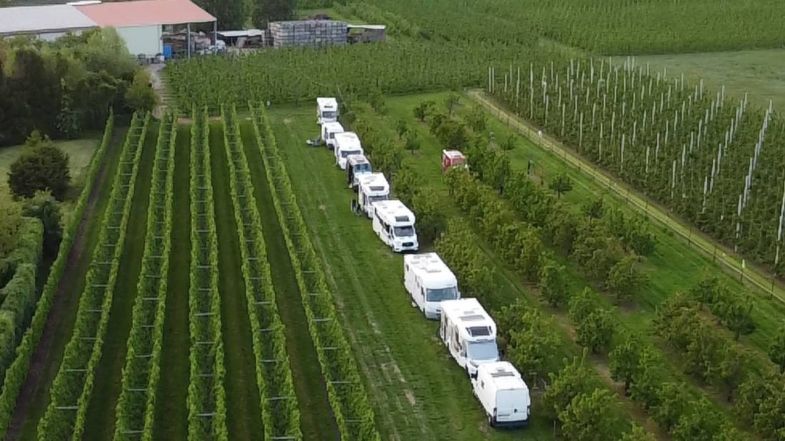 Haspengouwse Camperplaats — Area Autocaravanas in Borgloon