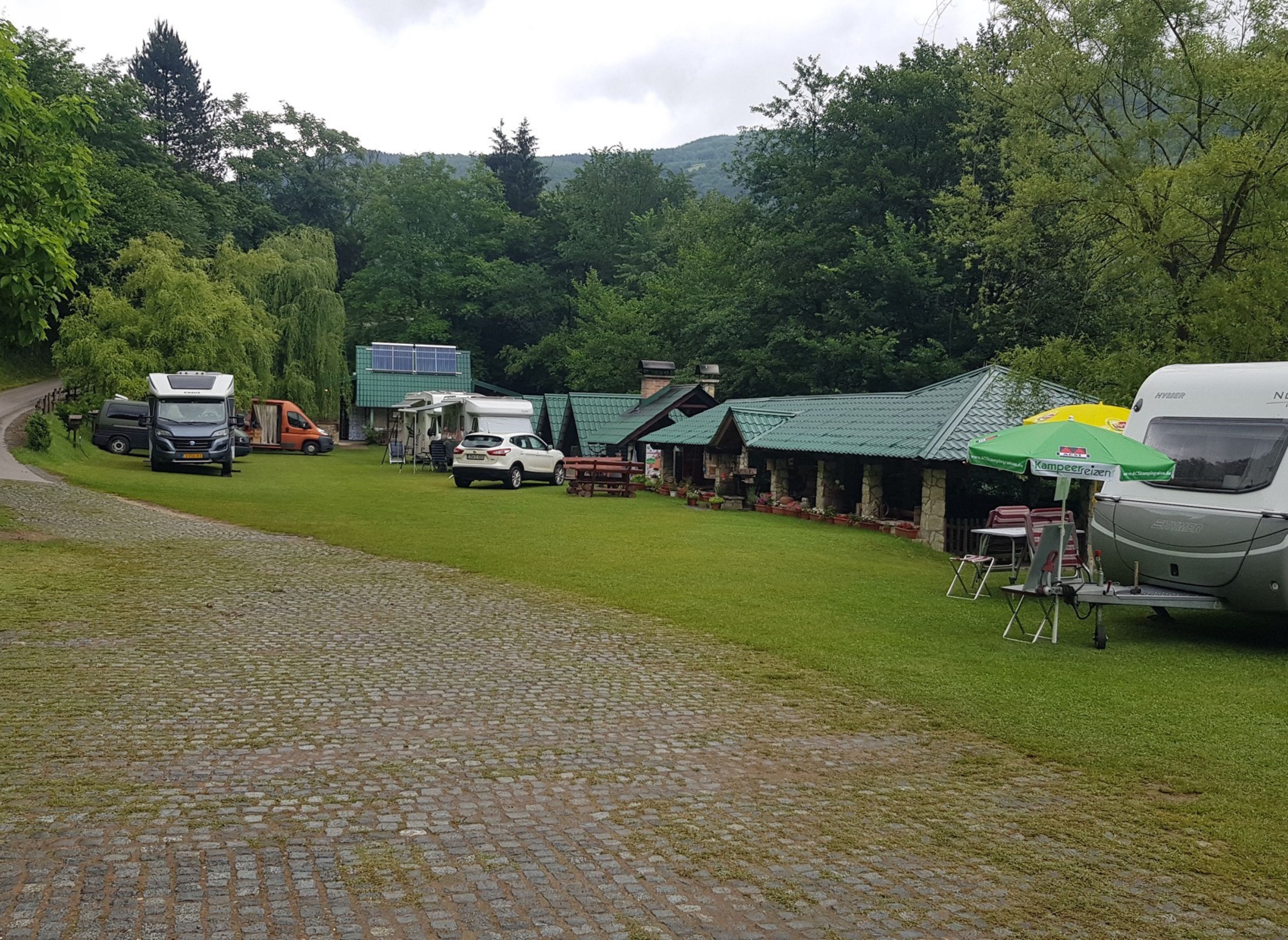 Autocamp Drina — Kamp yeri in Patkovina