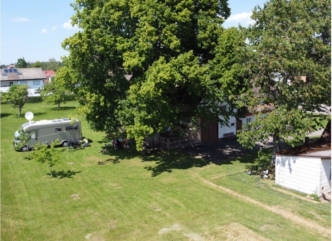 Stellplatz zur Alten Hafnerei — Area Autocaravanas in Hardt