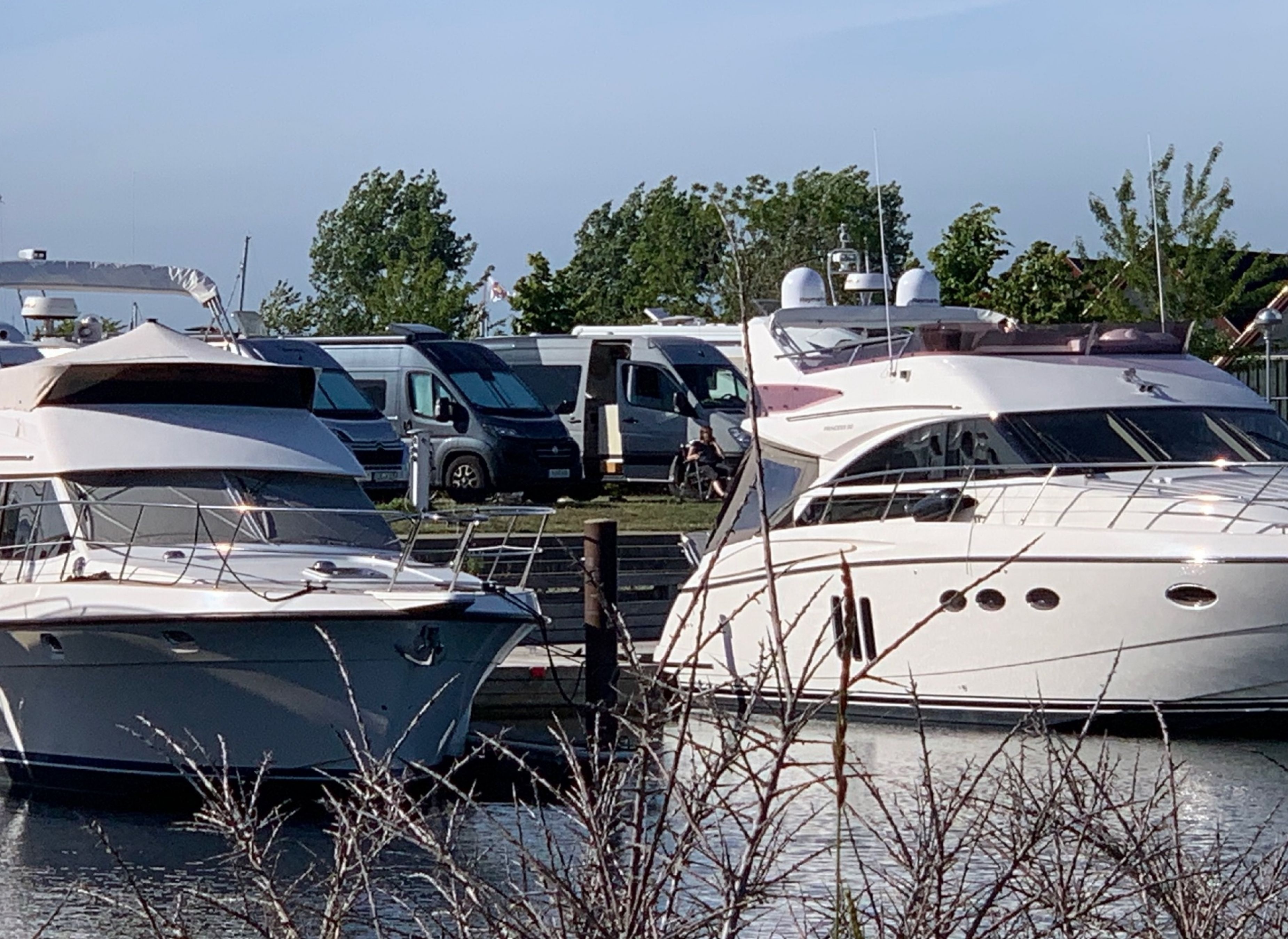 Greve Marina — 露营车营地 in Greve Kommune