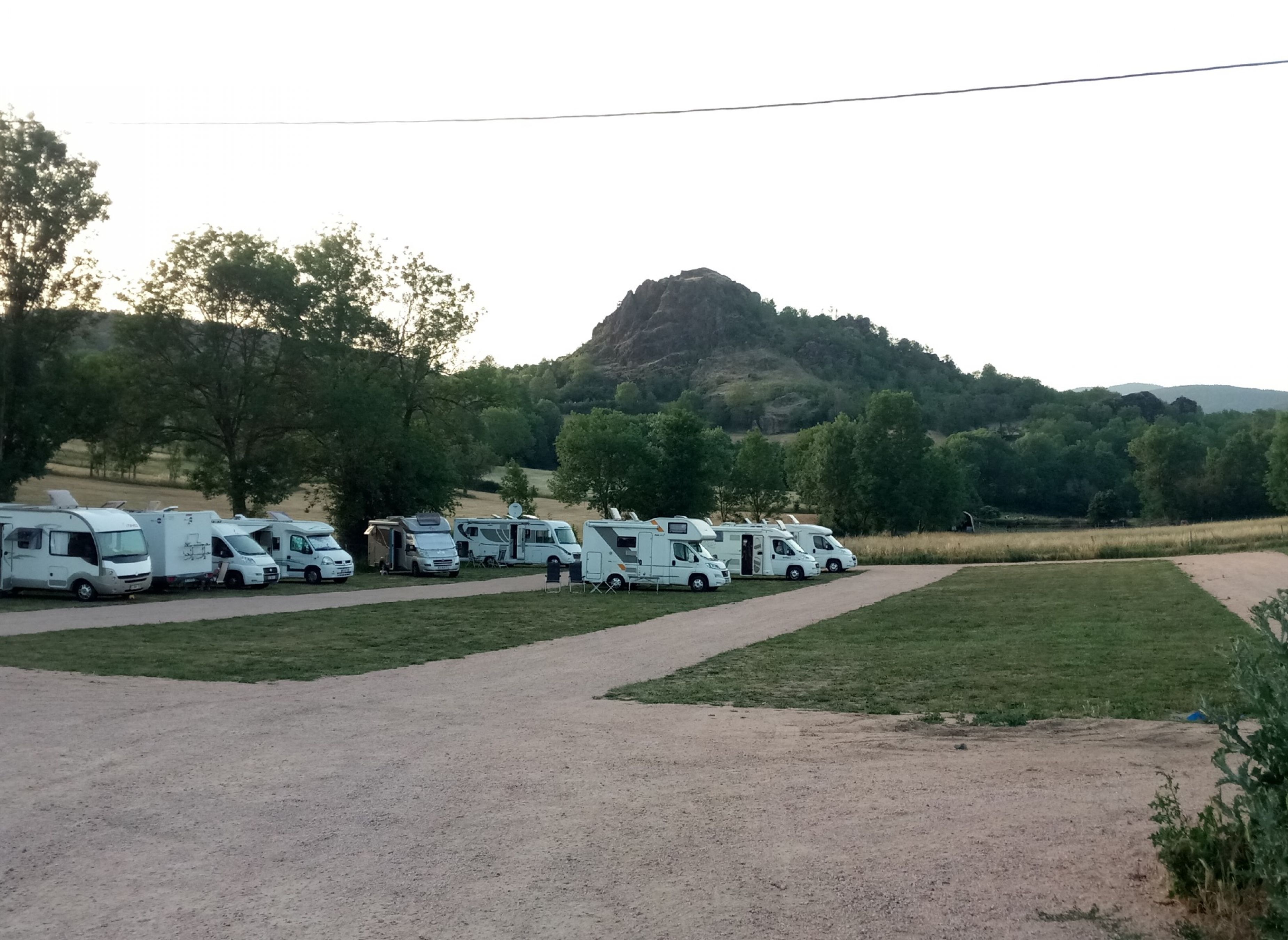 Stellplatz Polignac — Karavan Sitesi in Polignac