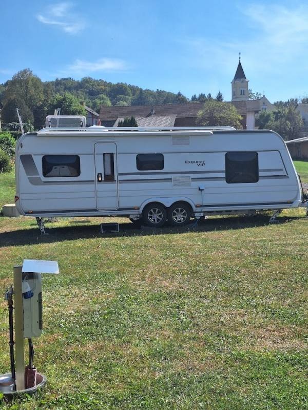 Camping Stone Valley — Stellplatz in Tieschen