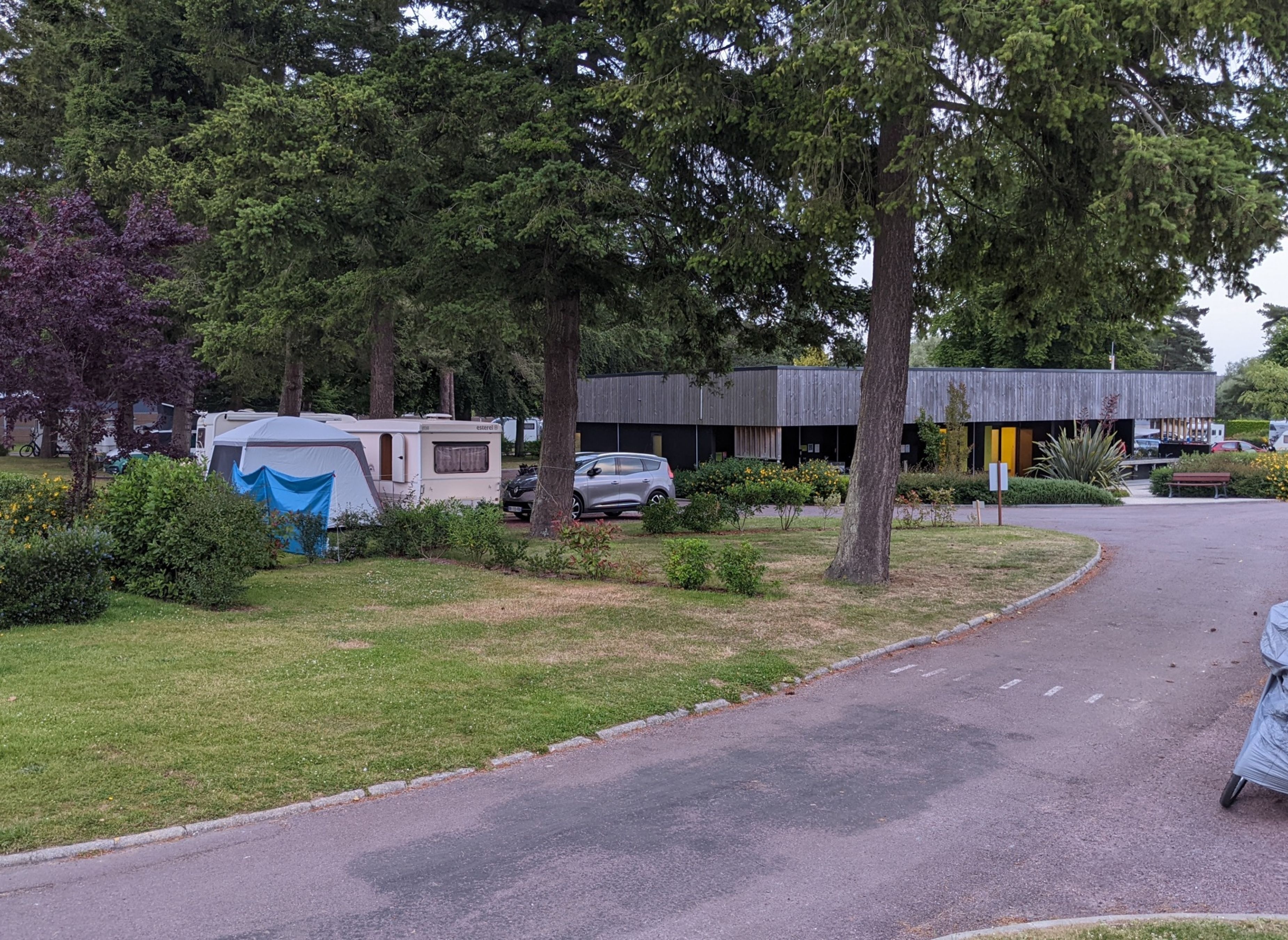 Camping Municipal des Bords de l'Aure *** — Campingplass in Bayeux