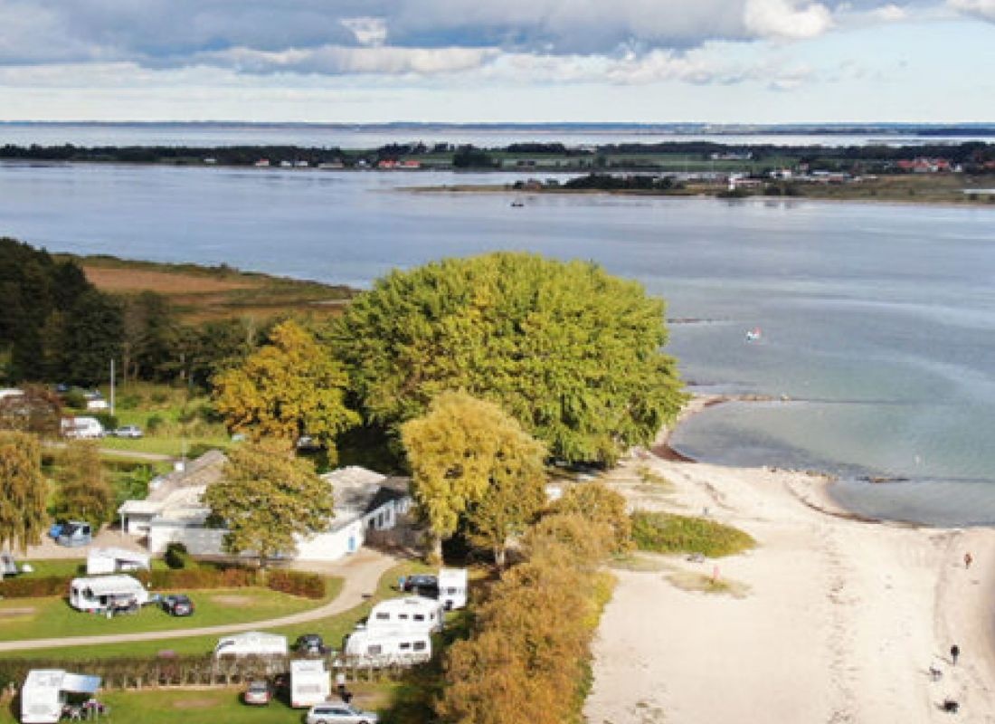 Gammelbro Camping — Cámping in Aarösund