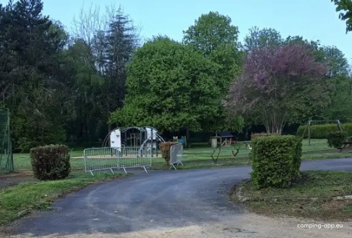 Stellplatz Chavanges — Camperplaats in Chavanges