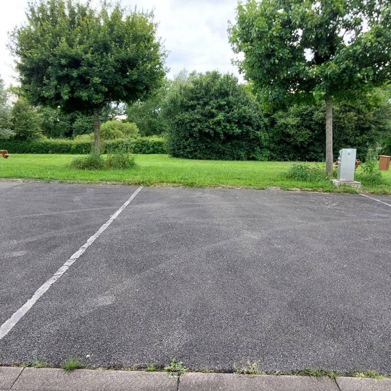 Aire de camping-car Imphy — Sp. parking dla kamperów in Imphy