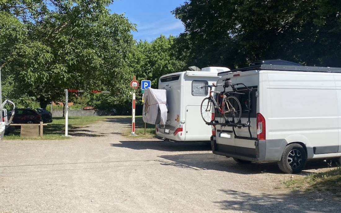 WoMo Stellplatz Anthy-sur-Léman — Ställplats in Anthy-sur-Léman