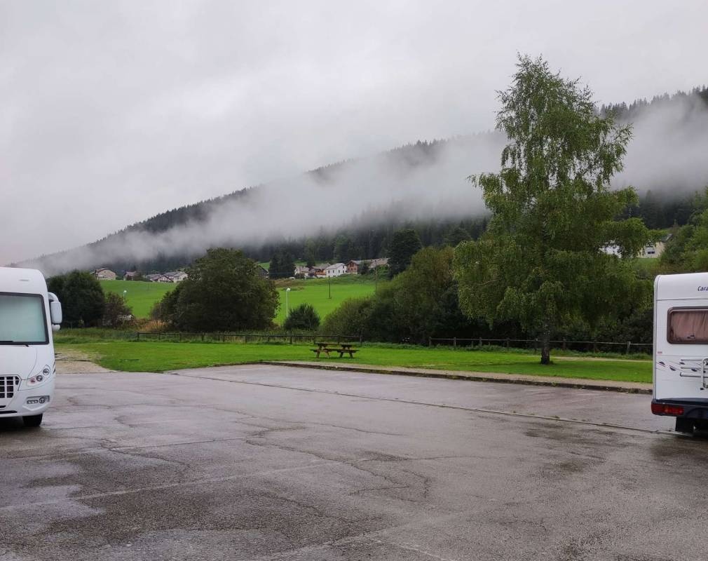 Stellplatz Bois-d'Amont — Ställplats in Bois-d'Amont