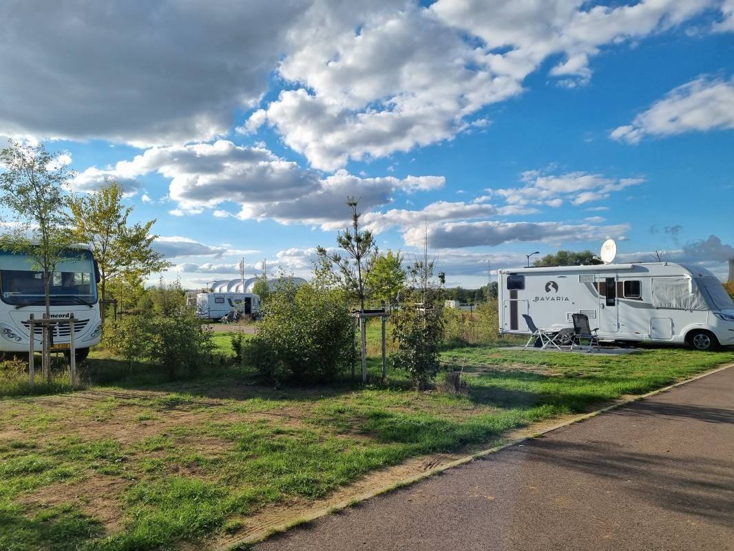 Nautic Ham le camping du port — Sítio de acampamento in Niederham