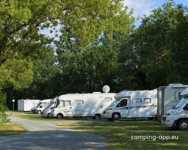 Camping-Car Park Mauzé-sur-le-Mignon