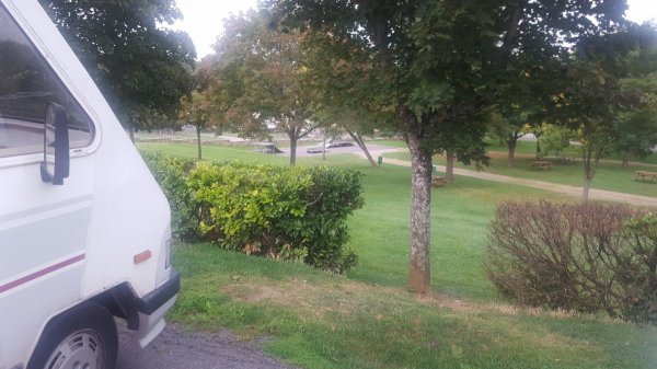 Stellplatz Le Palladium — Photo 3