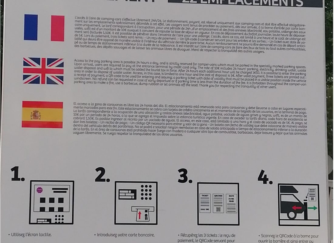 Aire de camping car De castes — Campervan Site in Castets