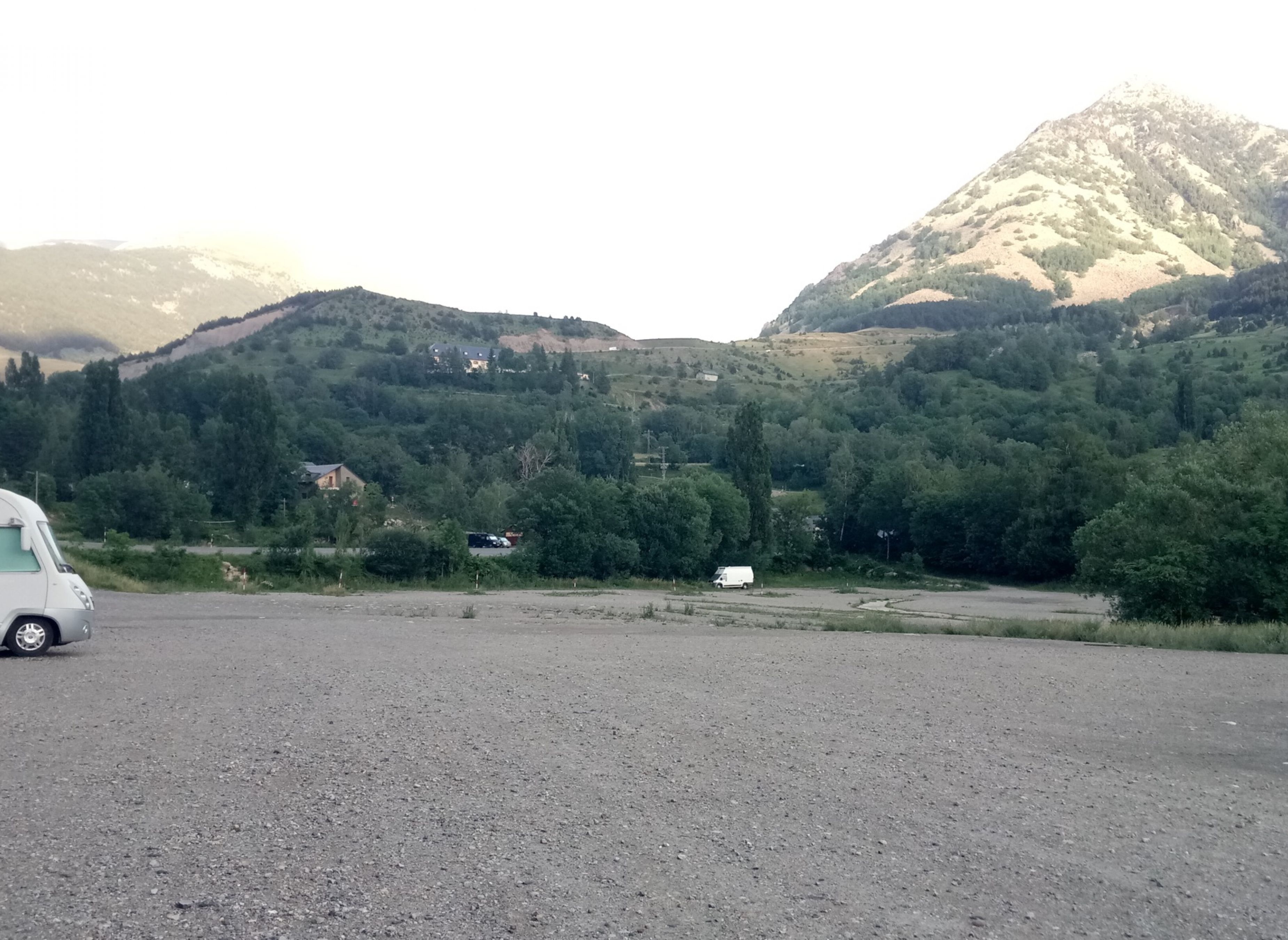 Área de Autocaravanas Cerler — Camperplads in Benasque