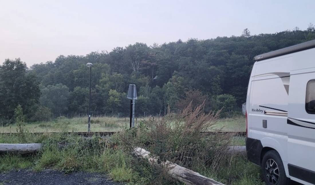 Stellplatz Arnsberg Altes Feld — Ställplats in Arnsberg