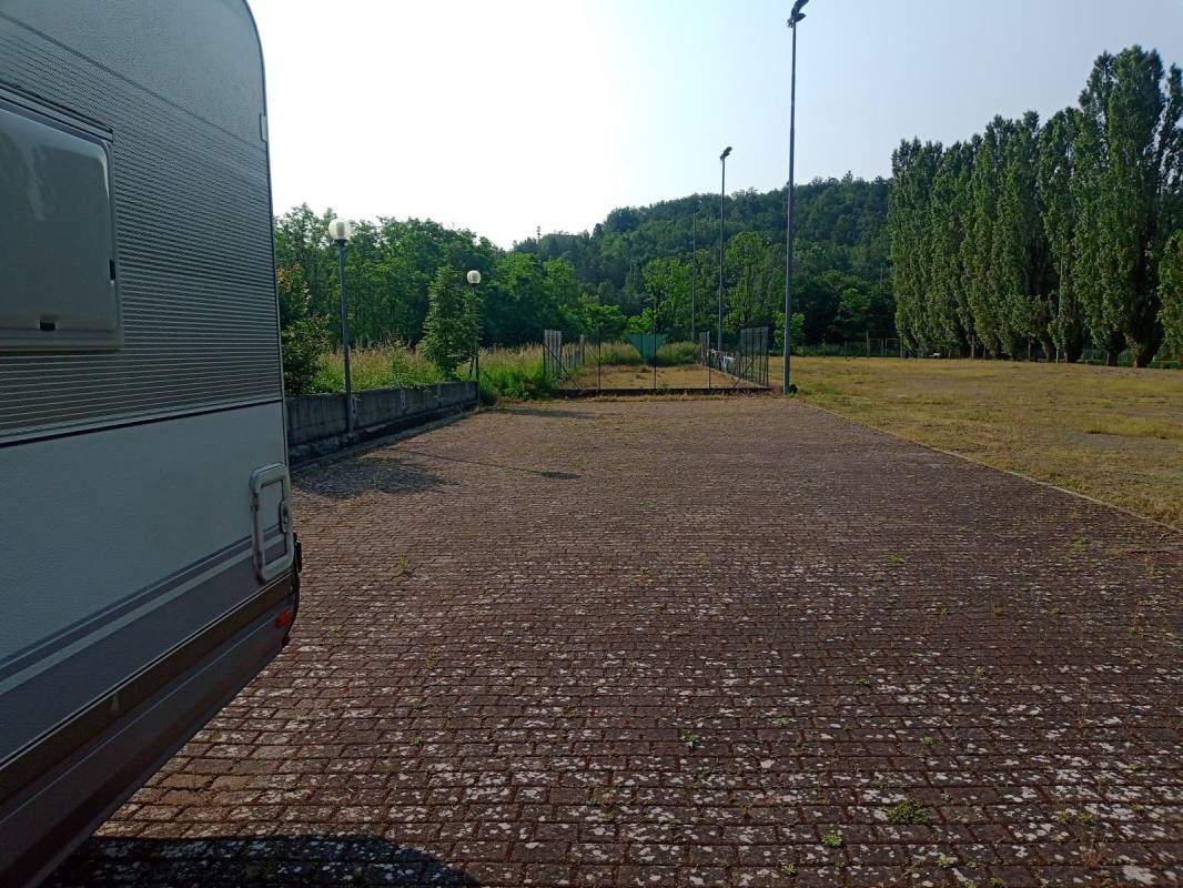 Casaleggio Boiro — Sp. parking dla kamperów in Casaleggio Boiro