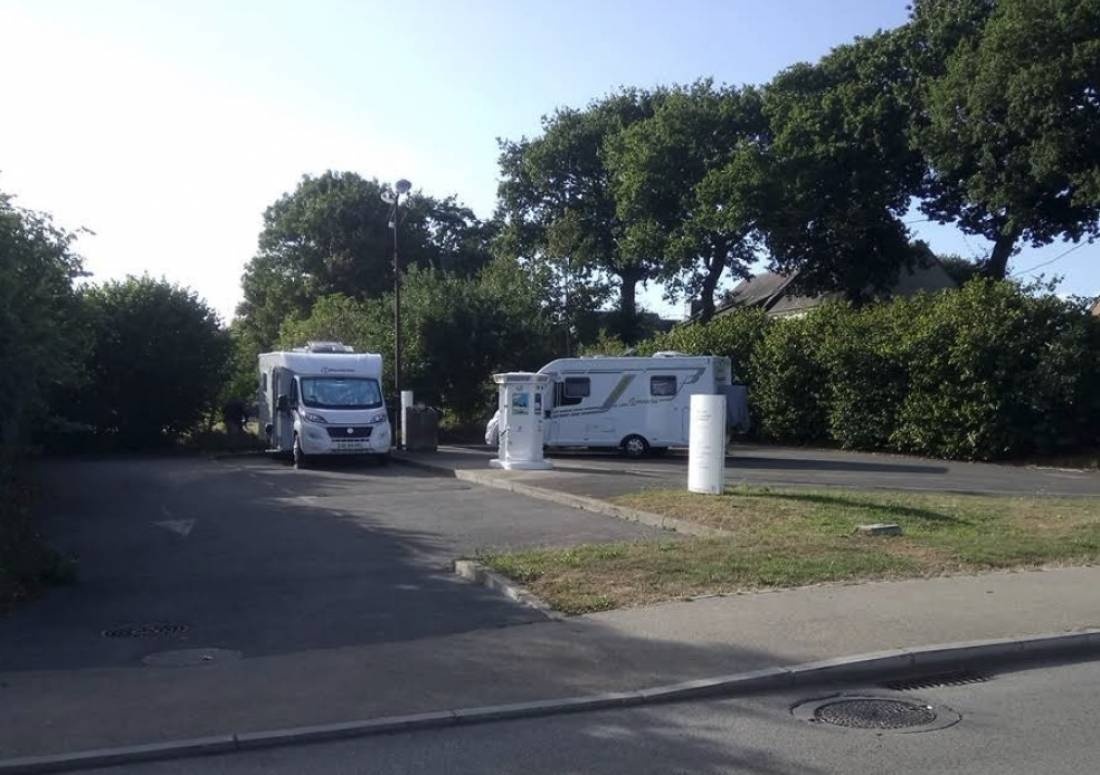 Stellplatz Clohars-Carnoët — Sítio para autocaravanas in Clohars-Carnoët