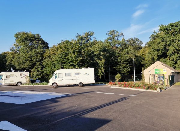 Stellplatz Bellegarde — Photo 3