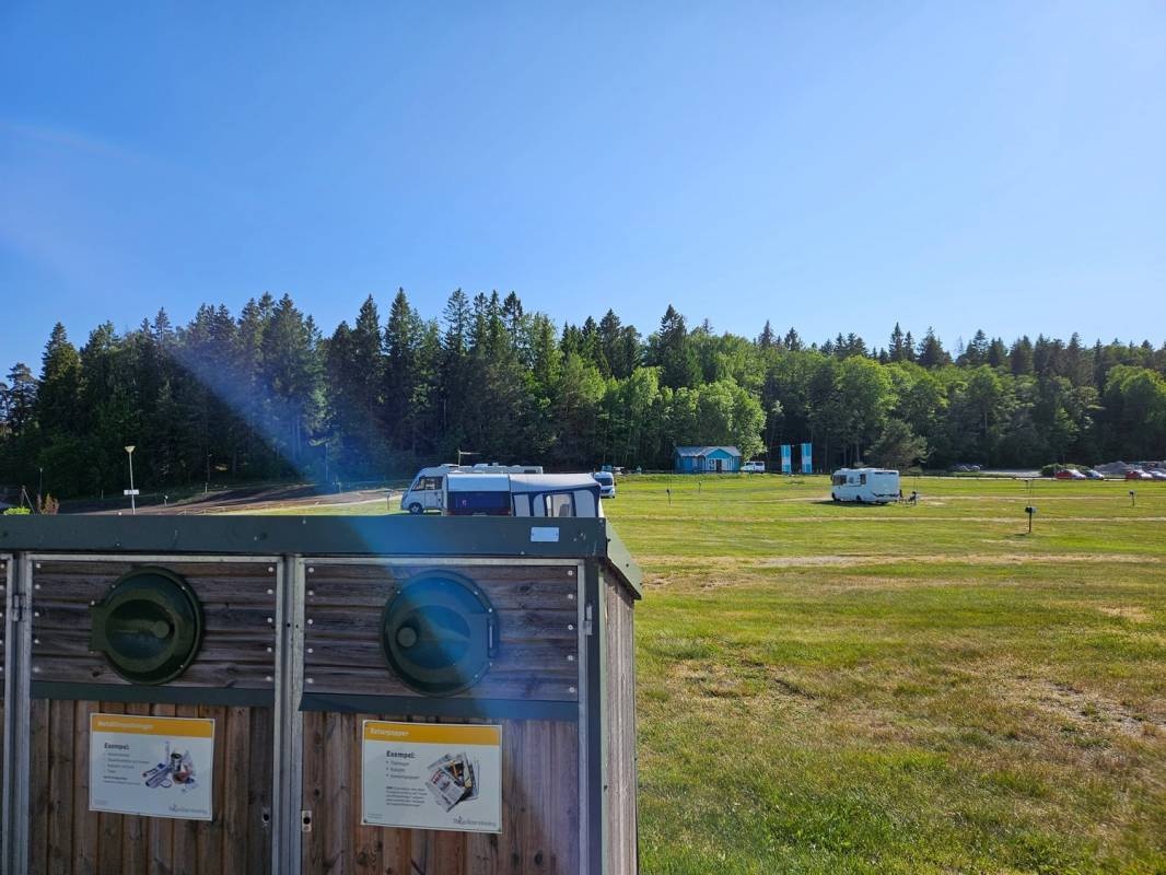 Stockholm Strandby Farstanäs — Camping in Järna