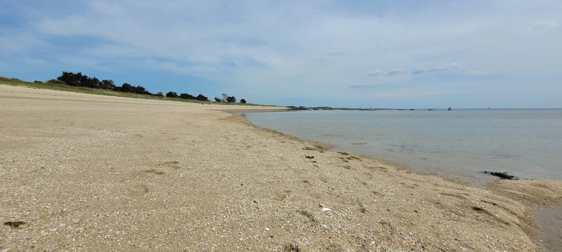 Aire Camping-cars Locmariaquer — Місце для кемперів in Locmariaquer / Bretagne