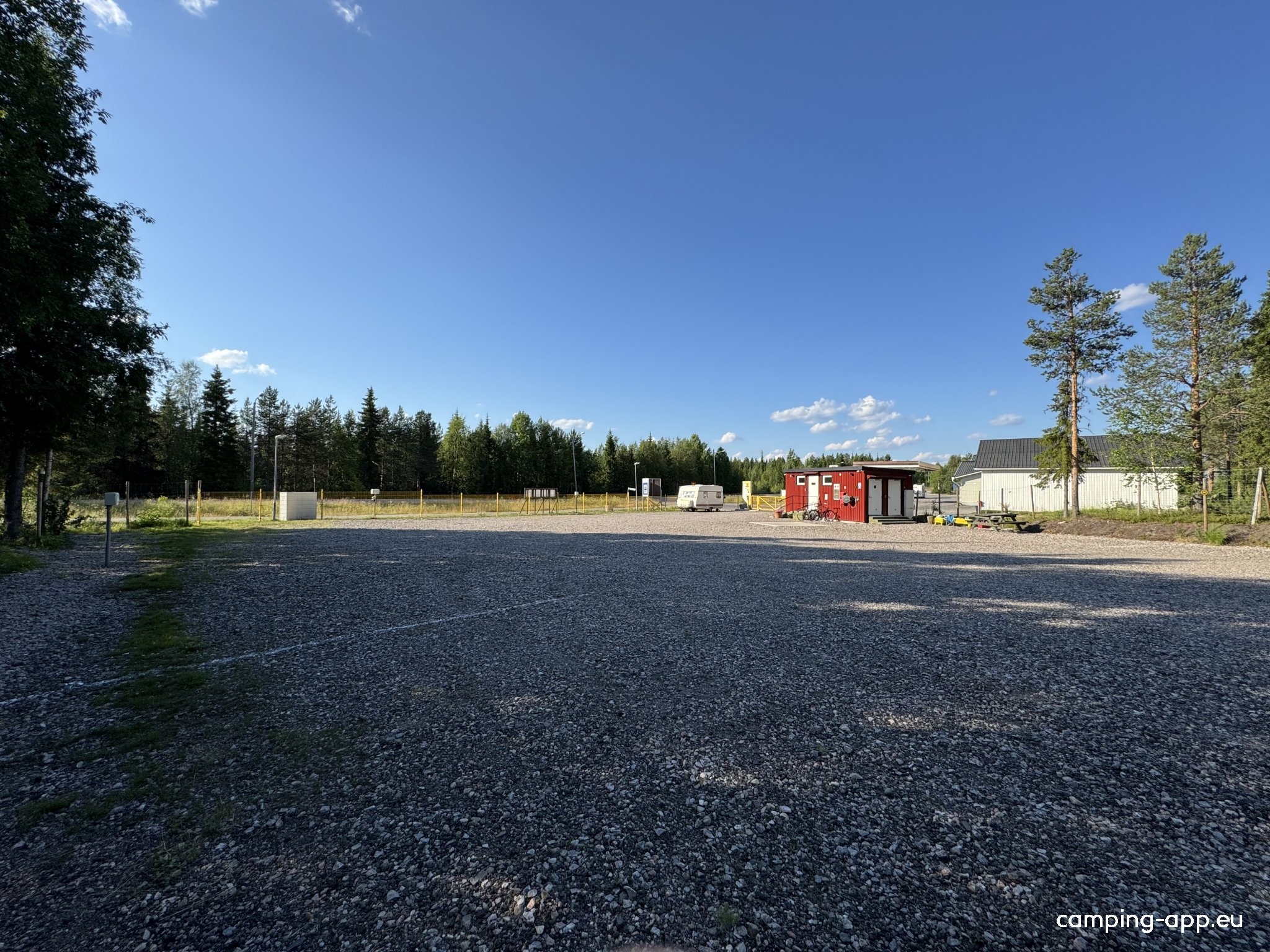 Friija Rental — Sítio de acampamento in Muonio