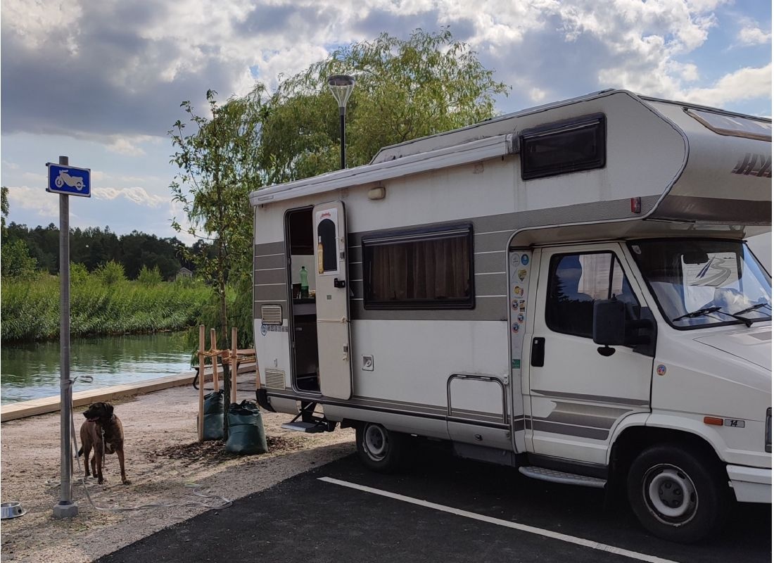 Stenviksbadet — Campervan Site in Oxelösund