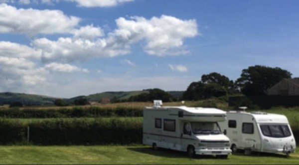 Farmhouse Caravan & Camping