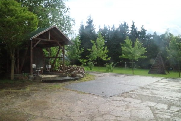 Stellplatz am Gasthaus Hirschhof Freyenstein — Foto 3