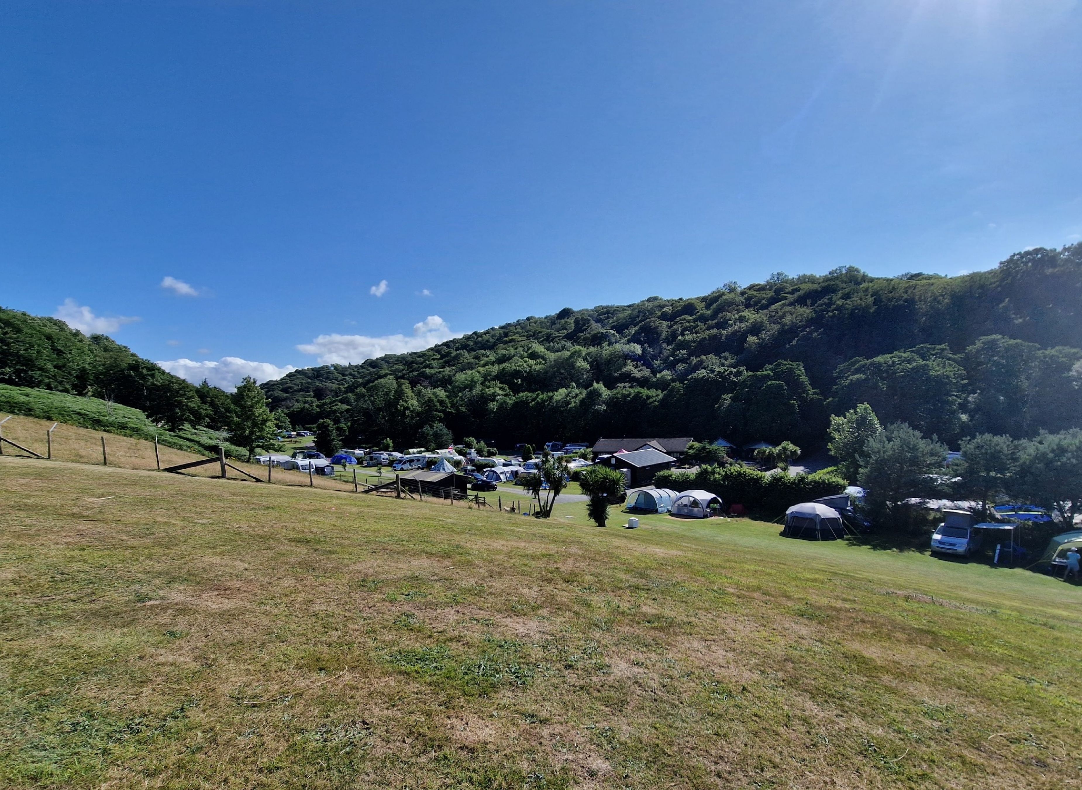 Watermouth Valley Camping Park — Місце для кемпінгу in North Devon