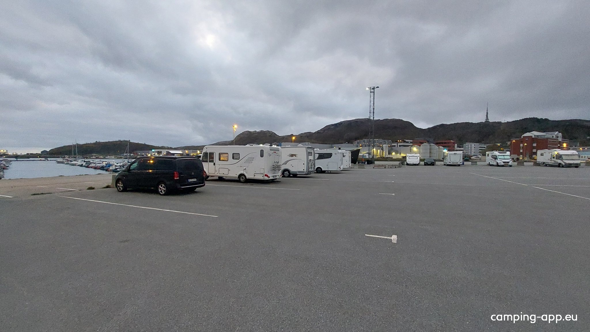 Stellplatz Bodø Havn — Area di sosta in Bodø