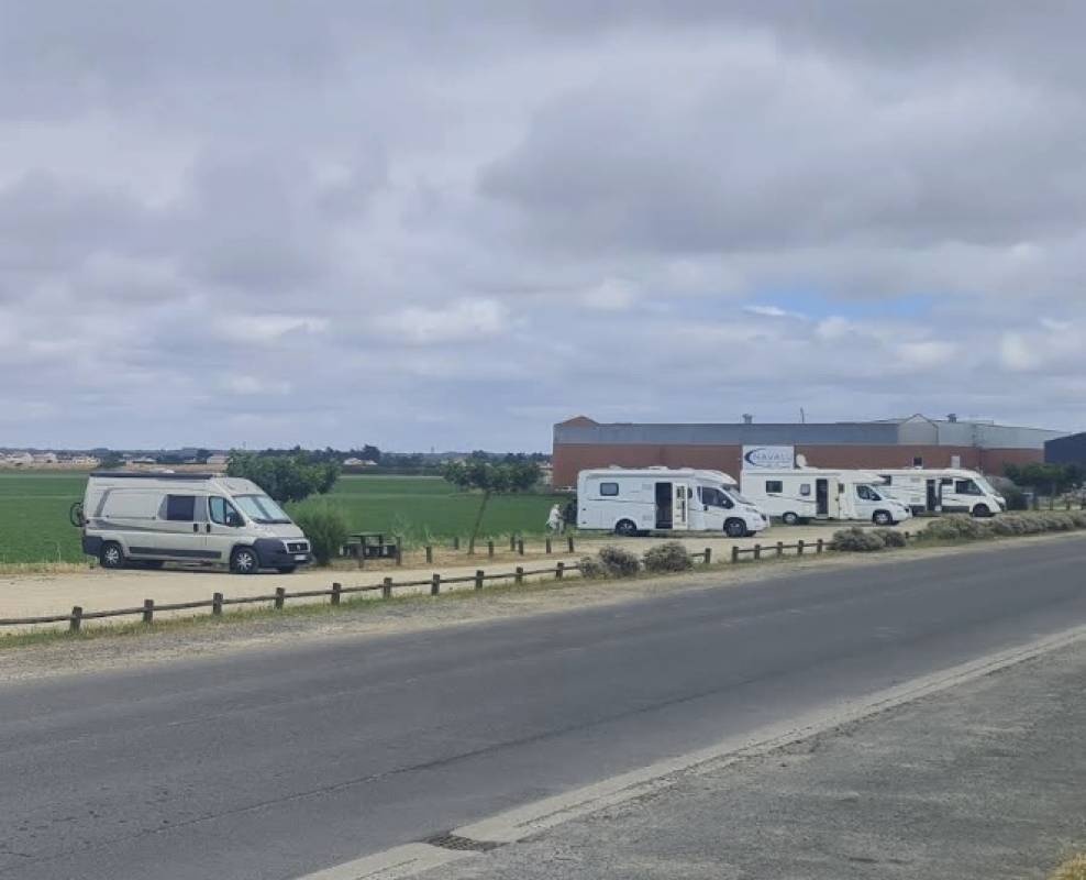 Stellplatz Beauvoir-sur-Mer — Ställplats in Beauvoir-sur-Mer