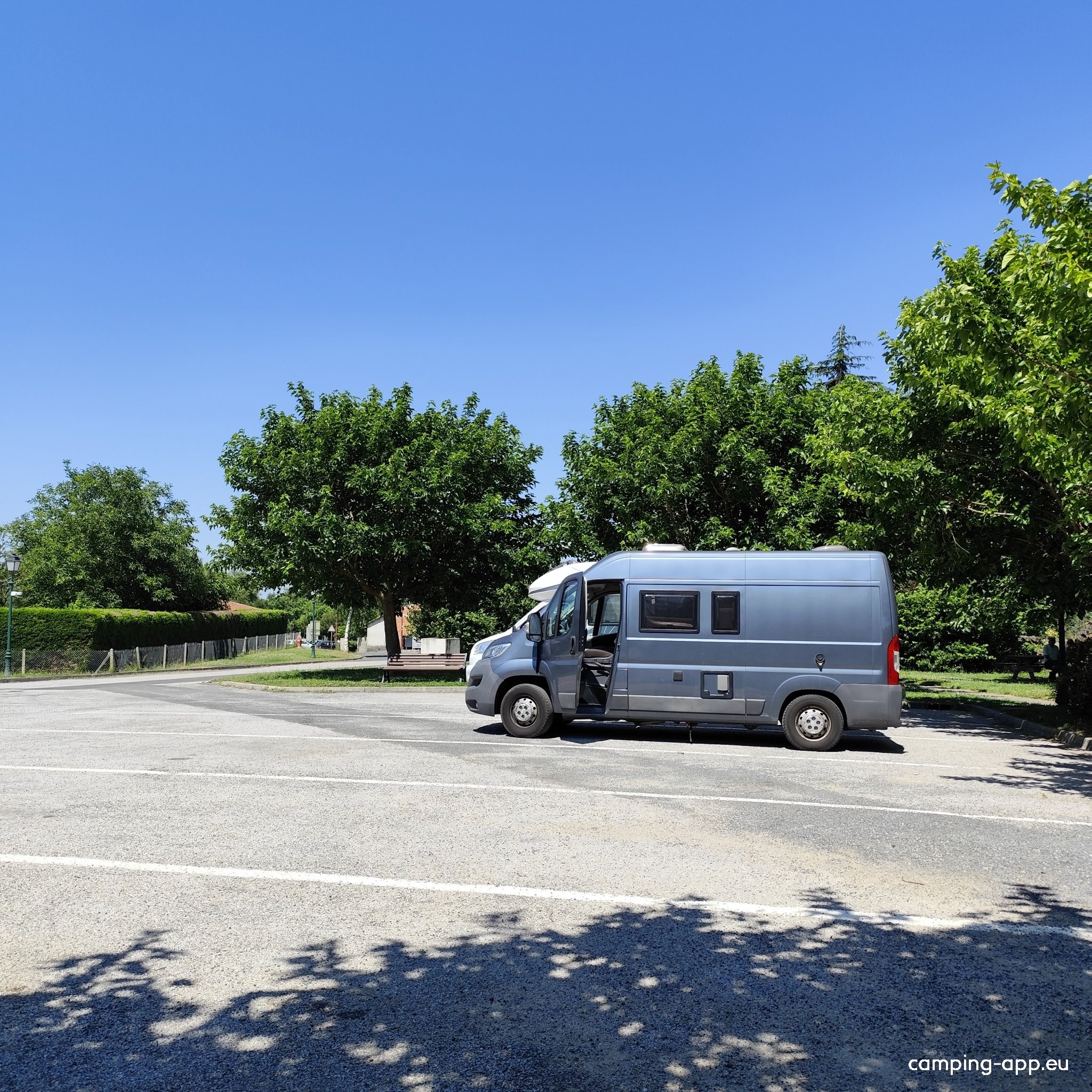 WoMo Stellplatz Sorèze — Ställplats in Sorèze