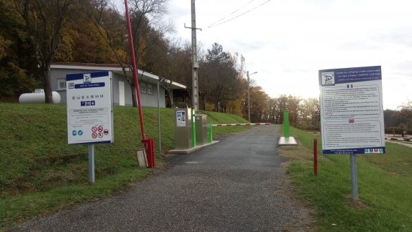 Camping-Car Park — Ställplats in Rieux-Volvestre