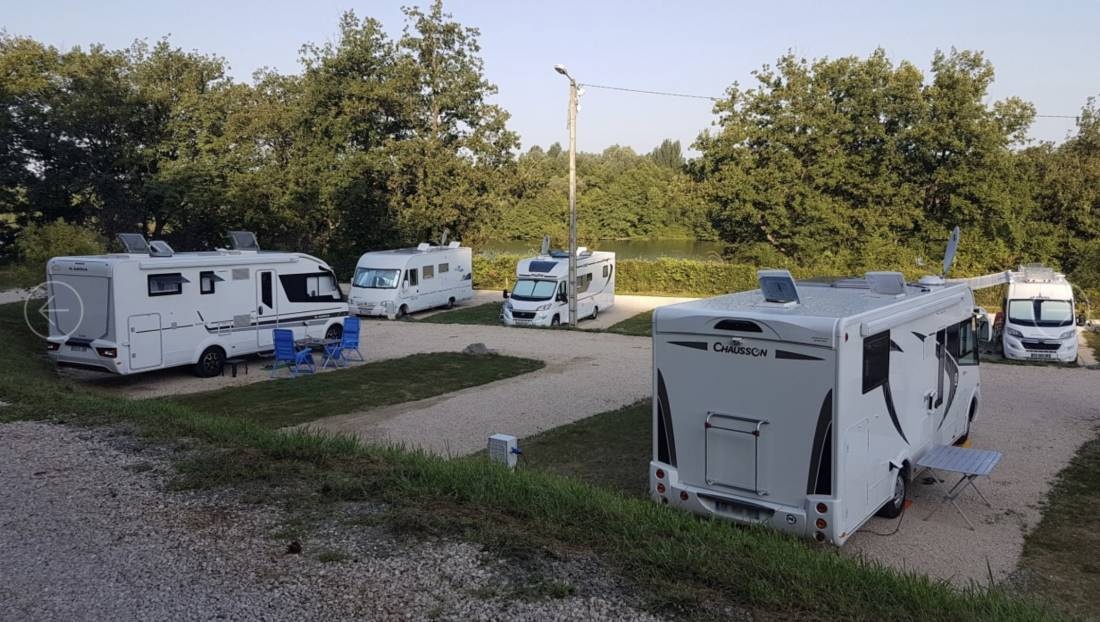 Camping-Car Park — Campervan Site in Rieux-Volvestre