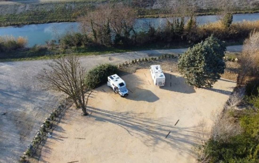 WoMo Stellplatz Vallabrègues — Campervan Site in Vallabrègues