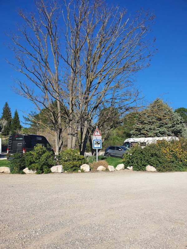 WoMo Stellplatz Vallabrègues — Ställplats in Vallabrègues