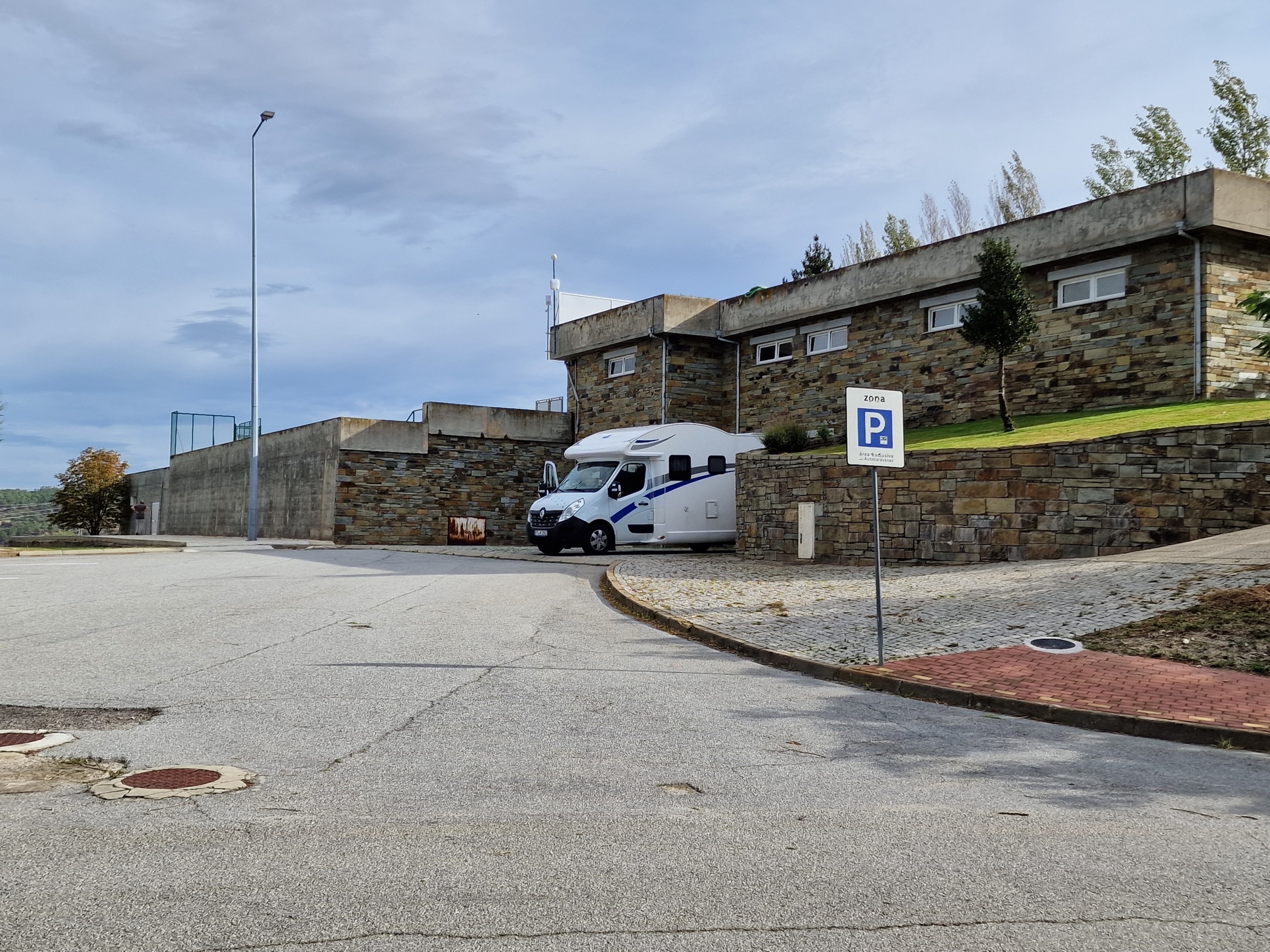 Area Sosta Camper-Torre de Moncorvo — Area di sosta in Torre de Moncorvo