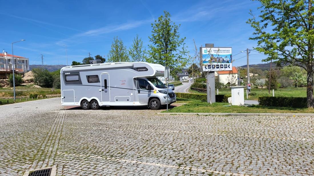 Parque de Santiago — Campervan Site in Belmonte e Colmeal da Torre